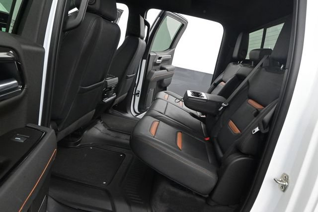 Used 2025 GMC Sierra 1500 AT4 w/ AT4 Premium Package AWD/4WD image 15