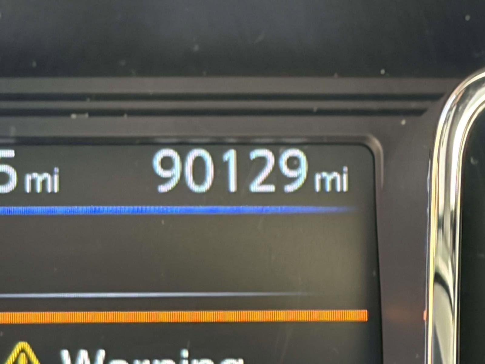 Used 2019 Nissan Titan PRO-4X w/ Pro-4x Convenience Package image 10