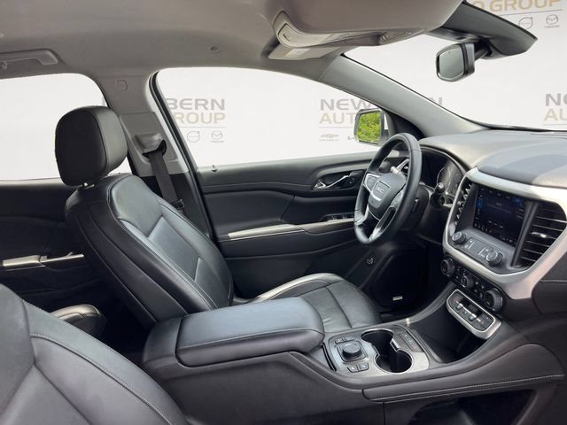 Used 2023 GMC Acadia SLT FWD image 15