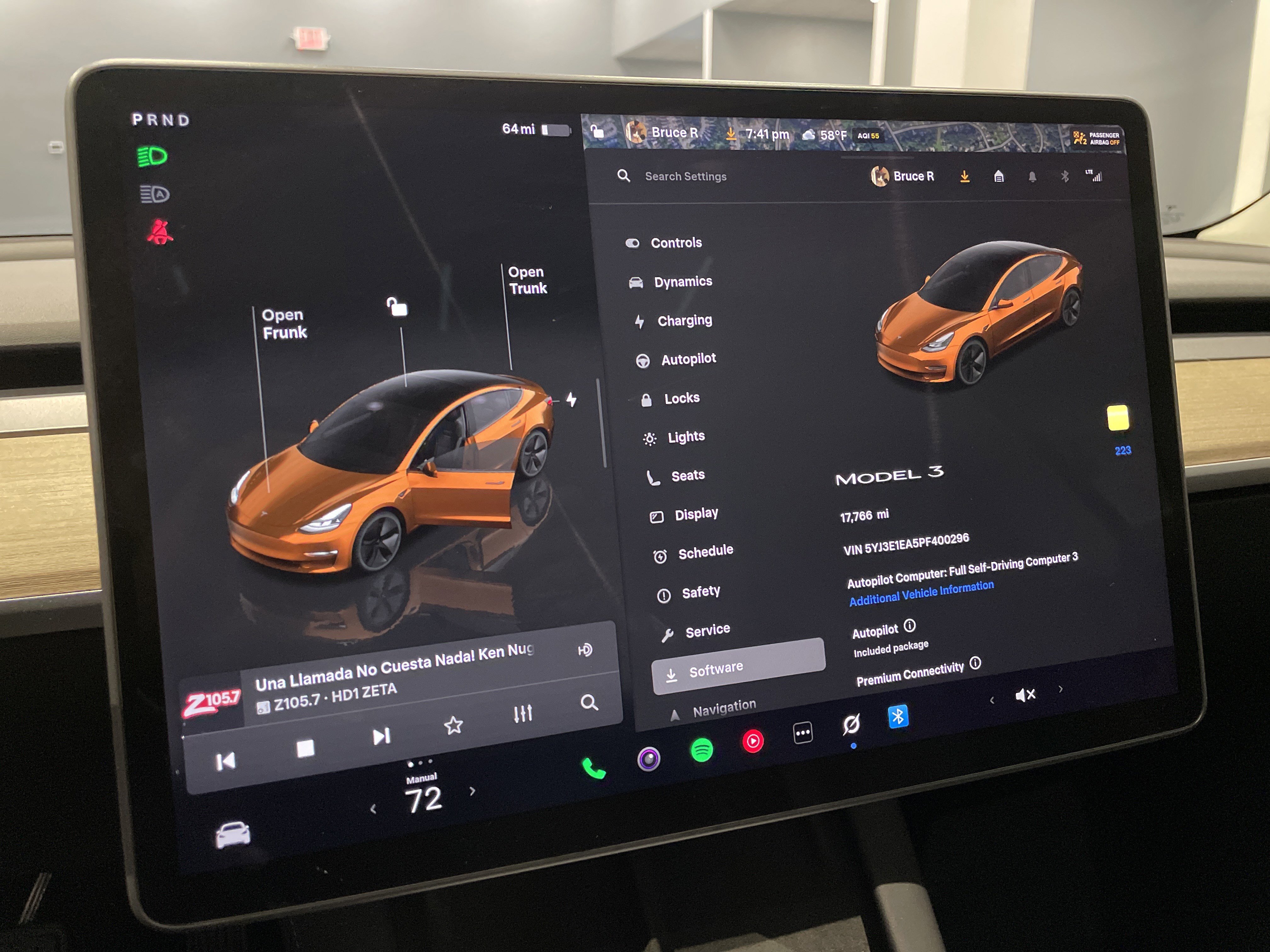 Used 2023 Tesla Model 3 Standard Range image 23