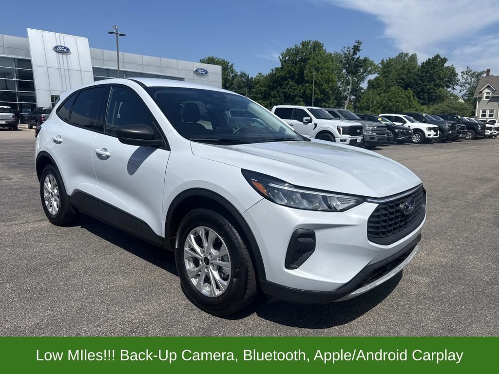 Certified 2025 Ford Escape Active AWD/4WD image 10