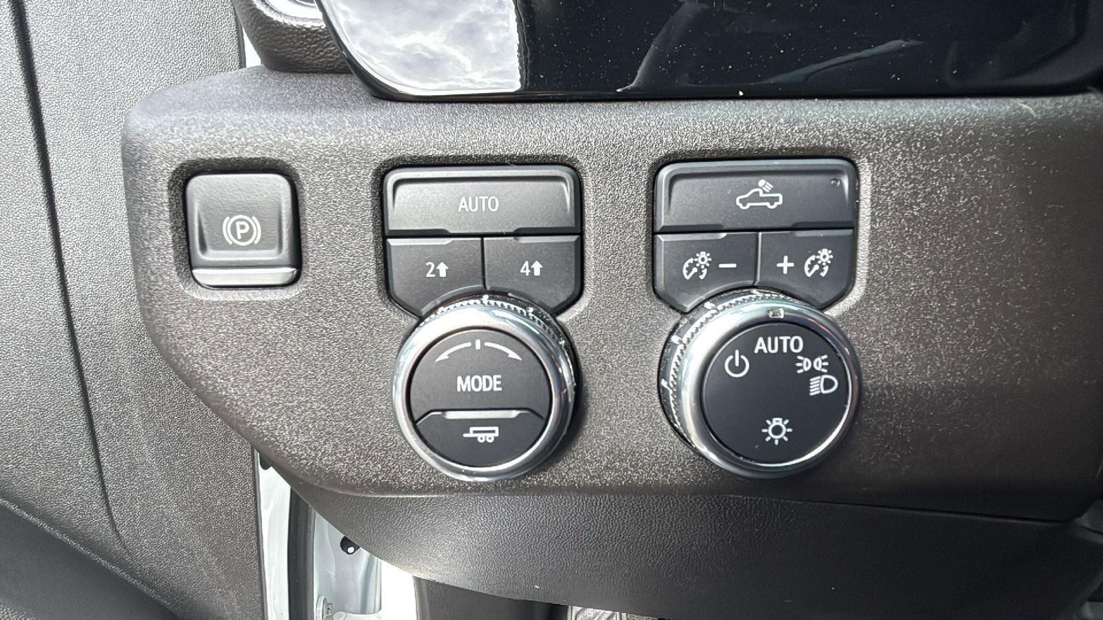 Certified 2024 GMC Sierra 1500 SLE image 12