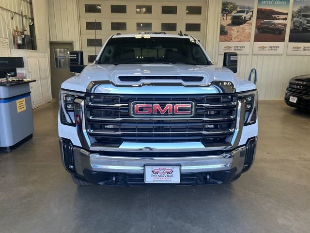 Used 2024 GMC Sierra 3500 SLE w/ Preferred Package image 3