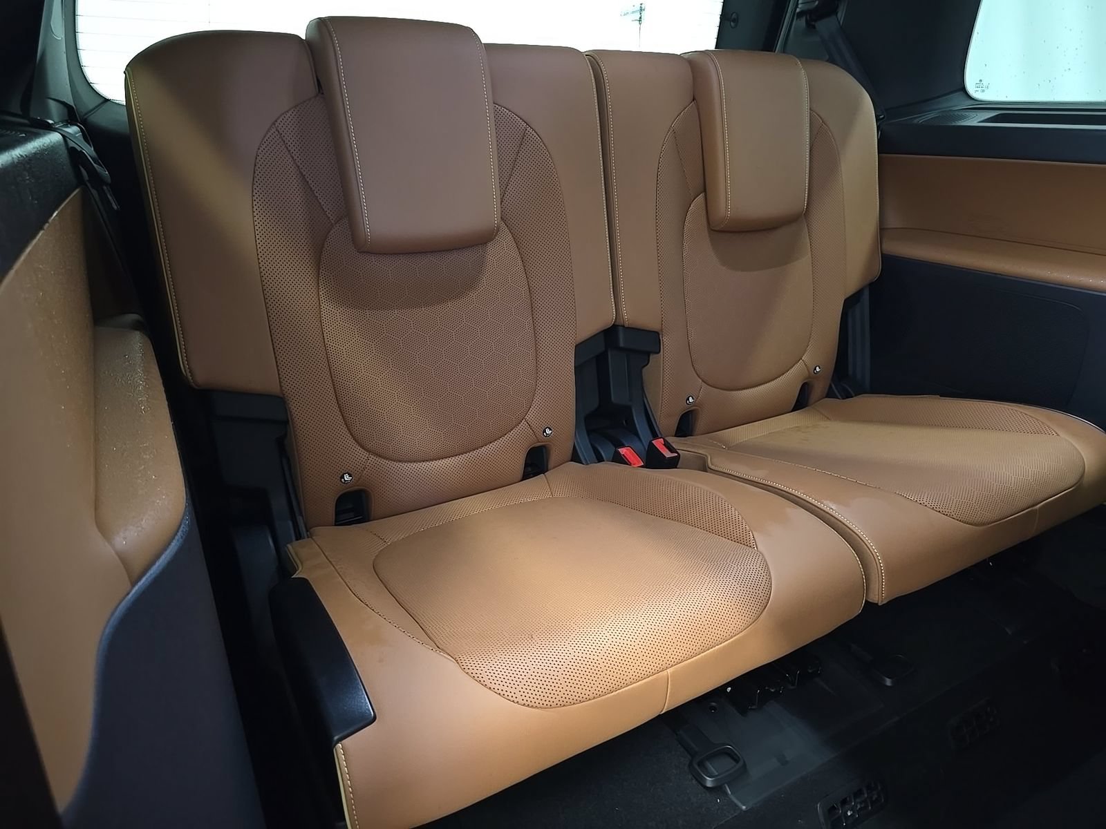 Used 2025 Volkswagen ID. Buzz Pro S Plus RWD image 16