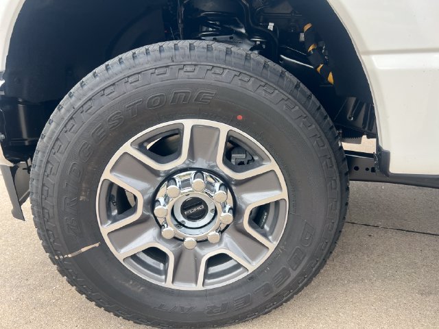 New 2027 Ford F250 Lariat w/ FX4 Off-Road Package AWD/4WD image 12