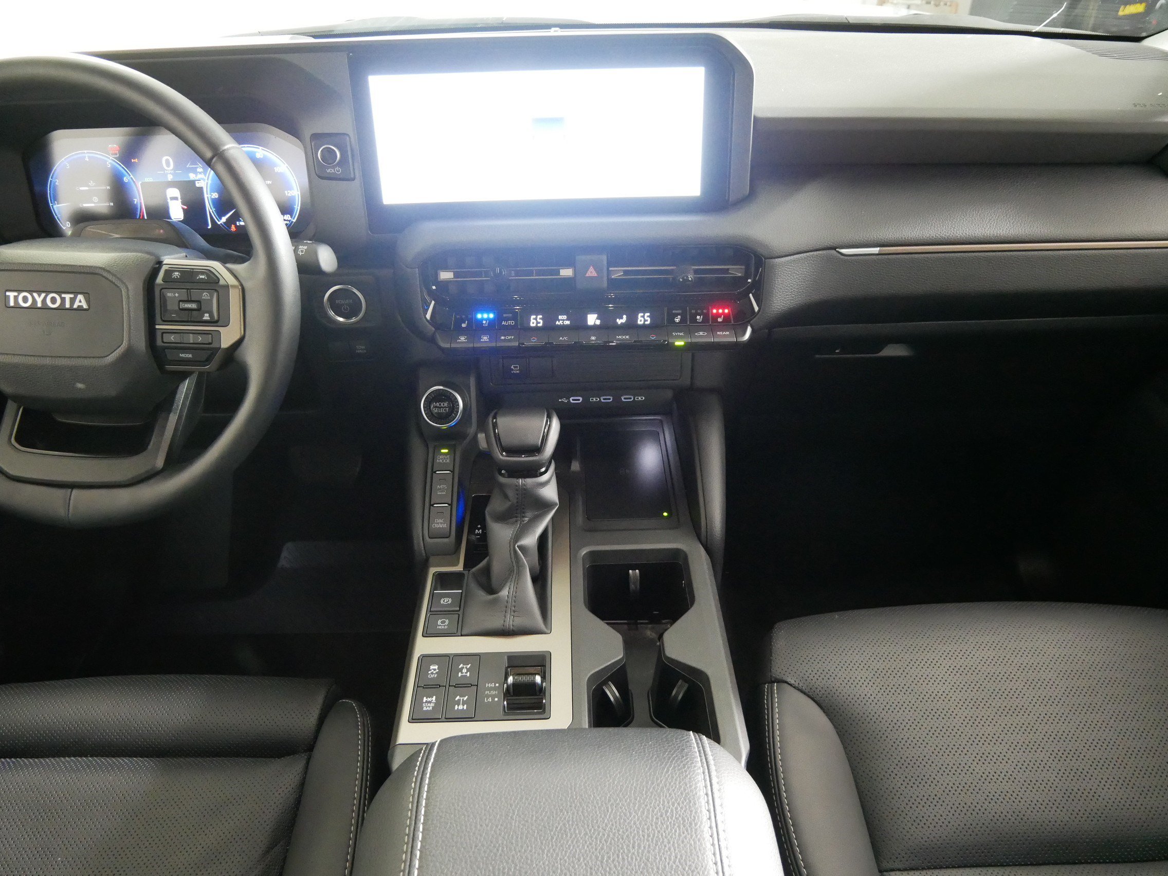Used 2026 Toyota Land Cruiser w/ Premium Package AWD/4WD image 10