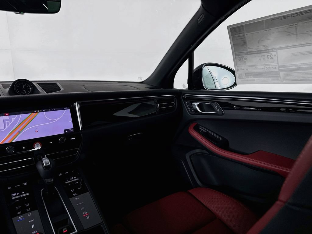 New 2026 Porsche Macan AWD/4WD image 25