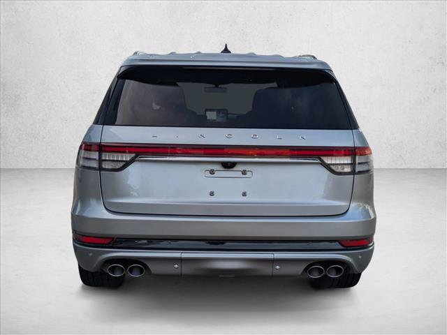Used 2023 Lincoln Aviator Reserve w/ Equipment Group 201A AWD/4WD image 7
