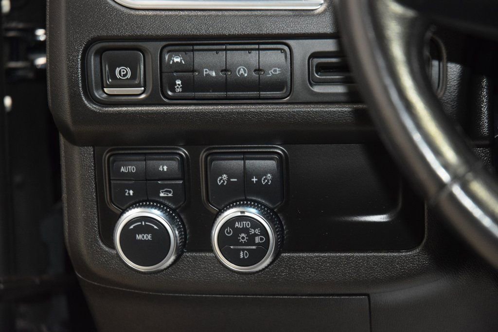 Used 2021 GMC Yukon SLT image 31