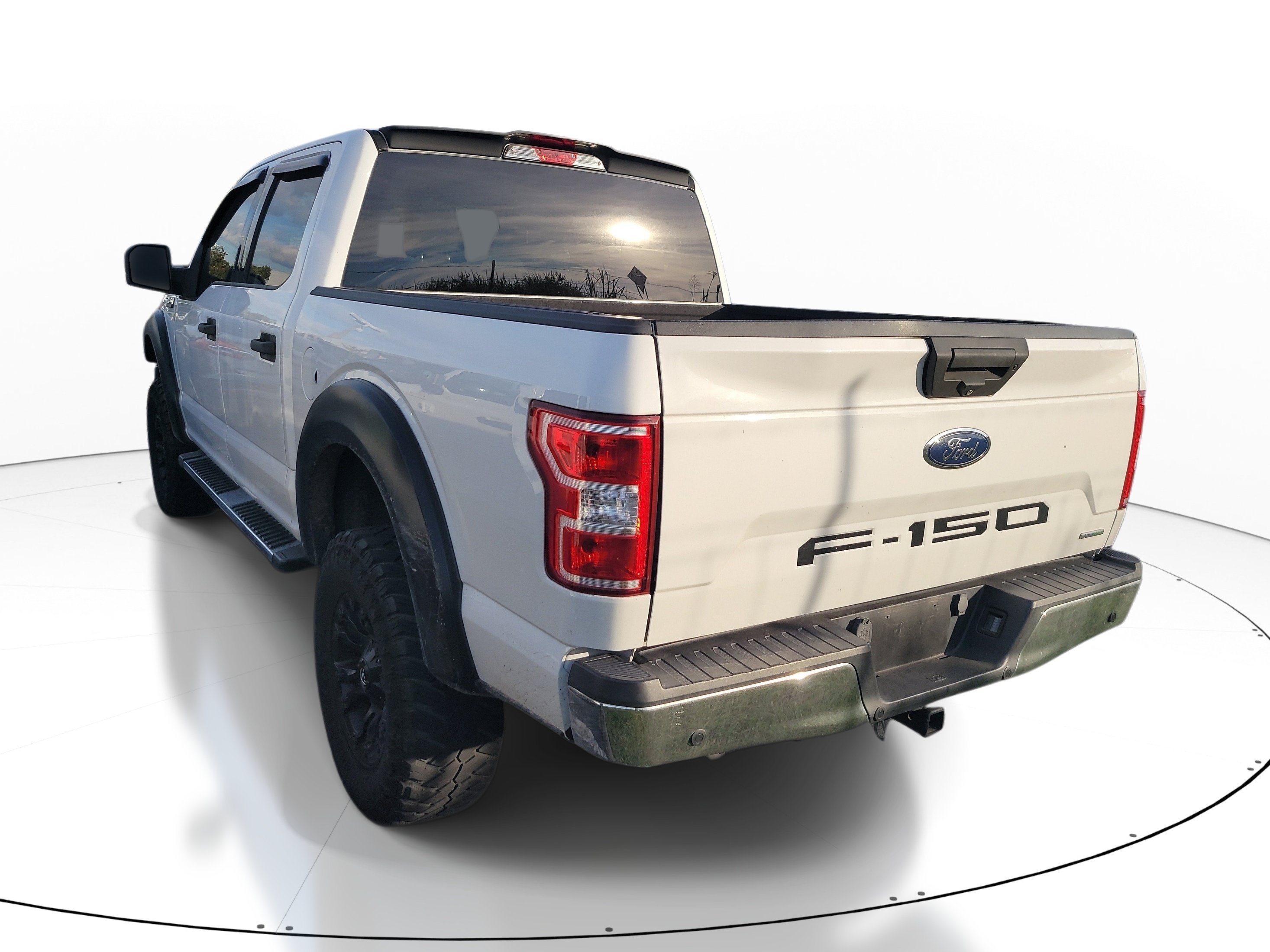 Used 2018 Ford F150 XLT w/ Trailer Tow Package AWD/4WD image 6