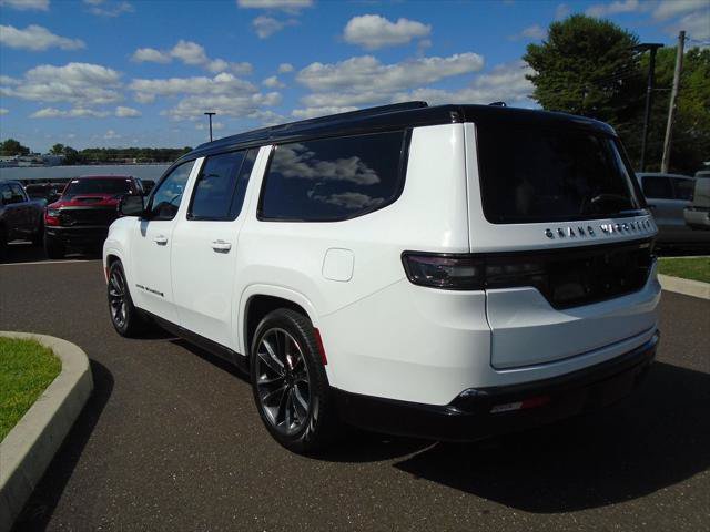 Certified 2025 Jeep Grand Wagoneer L Series II Obsidian w/ Quick Order Packagew 28T AWD/4WD image 4