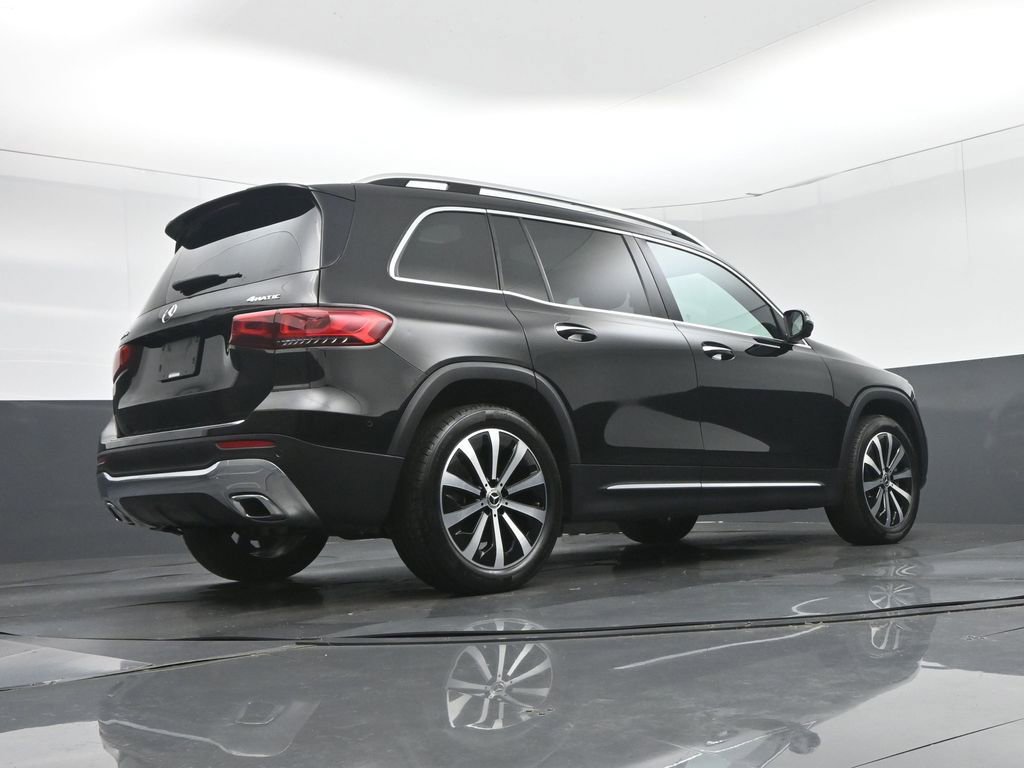 Used 2021 Mercedes-Benz GLB 250 4MATIC w/ Premium Package image 61