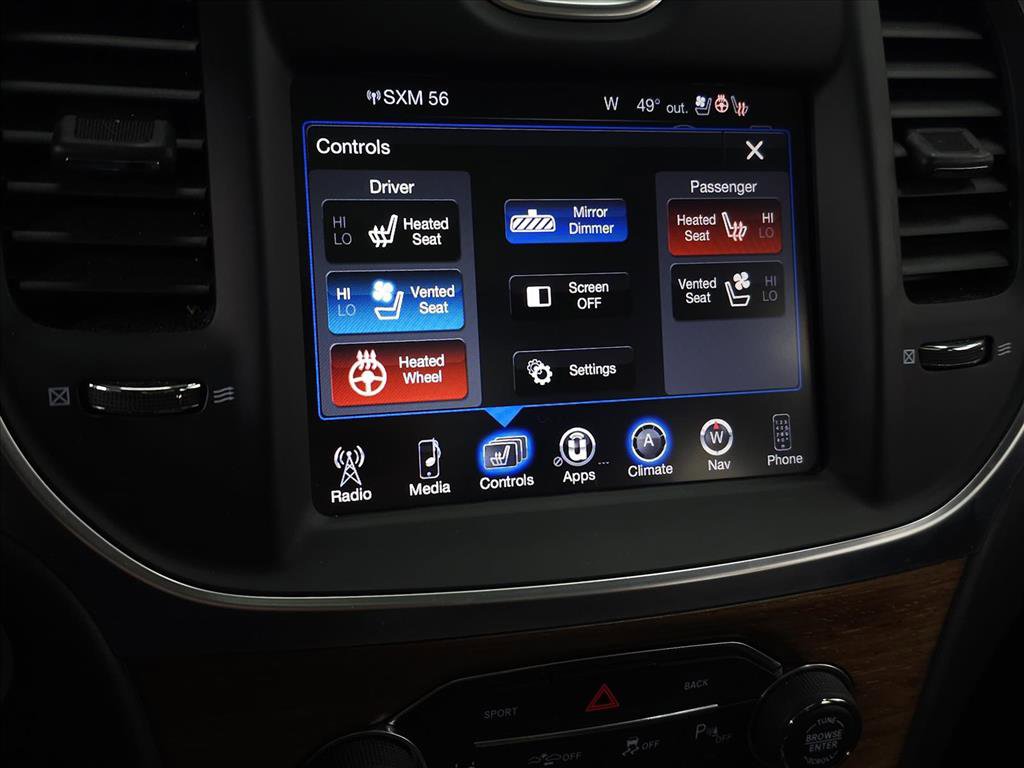 Used 2016 Chrysler 300 C Platinum w/ Safetytec Plus Group image 24