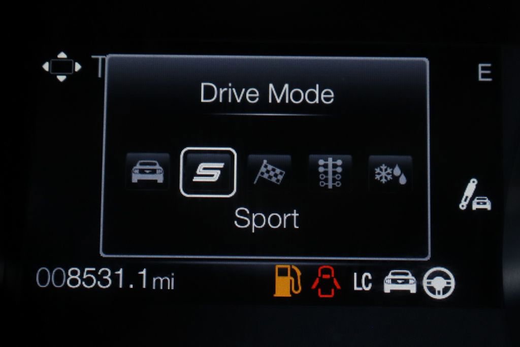 Used 2020 Ford Mustang Shelby GT350 w/ Technology Package RWD image 32