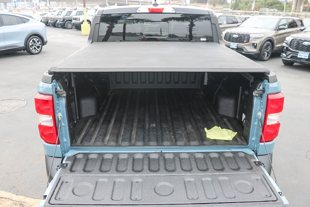 Used 2022 Ford Maverick Lariat w/ Lariat Luxury Package FWD image 29