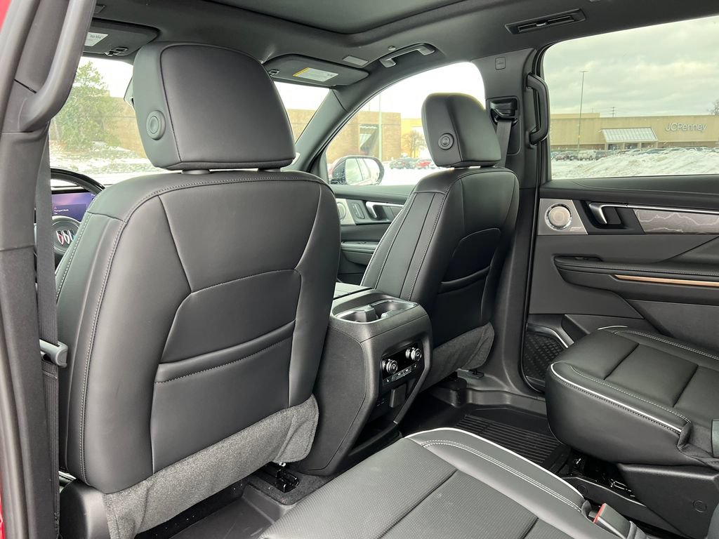 New 2026 Buick Enclave Avenir w/ Super Cruise Package AWD/4WD image 35