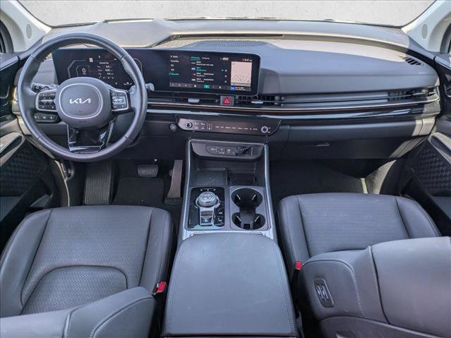 Used 2025 Kia Carnival SX Prestige FWD image 19