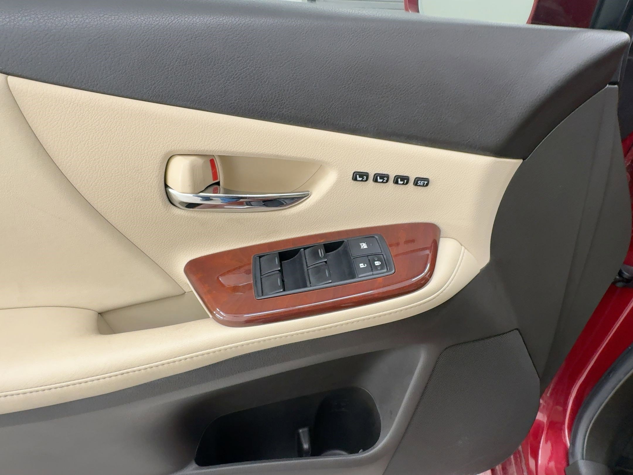 Used 2012 Lexus HS 250h Premium w/ Park Assist Pkg image 13