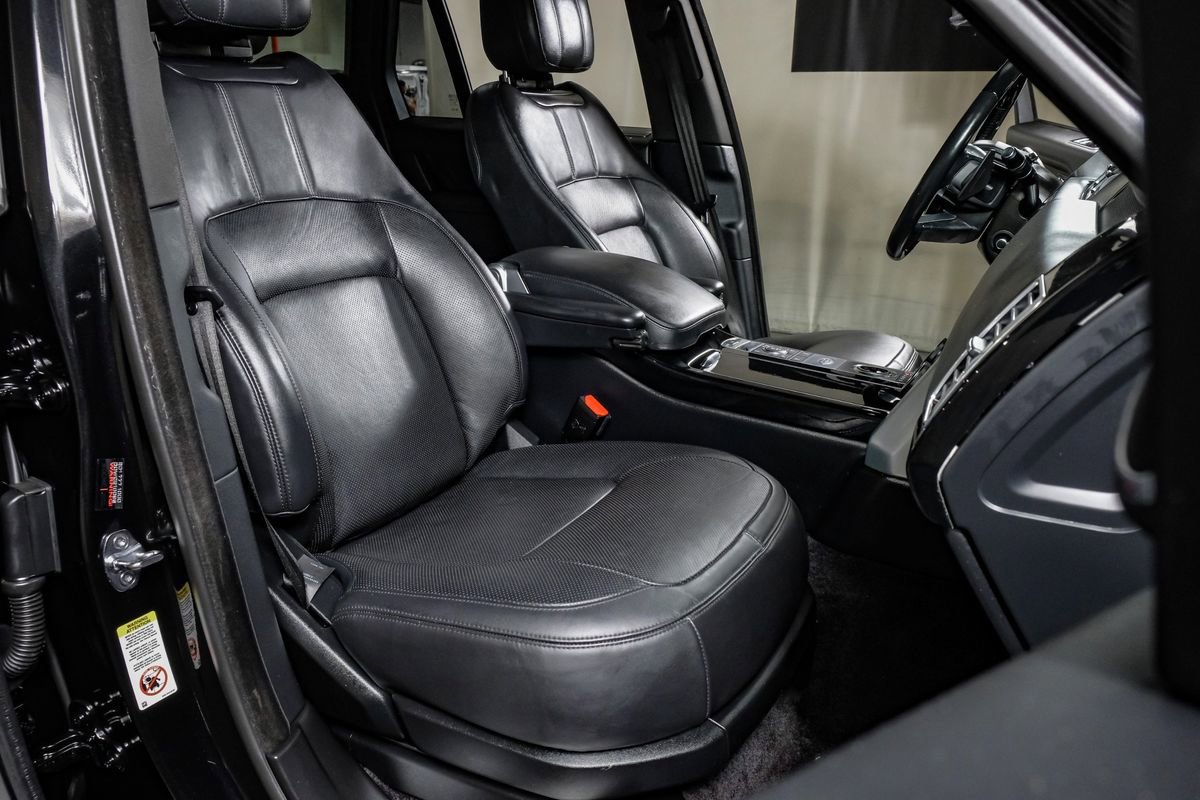 Used 2021 Land Rover Range Rover P525 Westminster Edition image 29