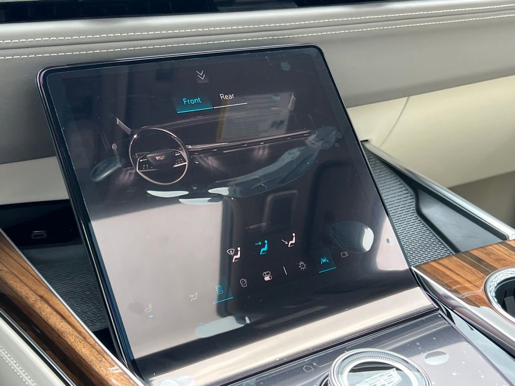 New 2026 Cadillac Escalade Platinum Luxury AWD/4WD image 59