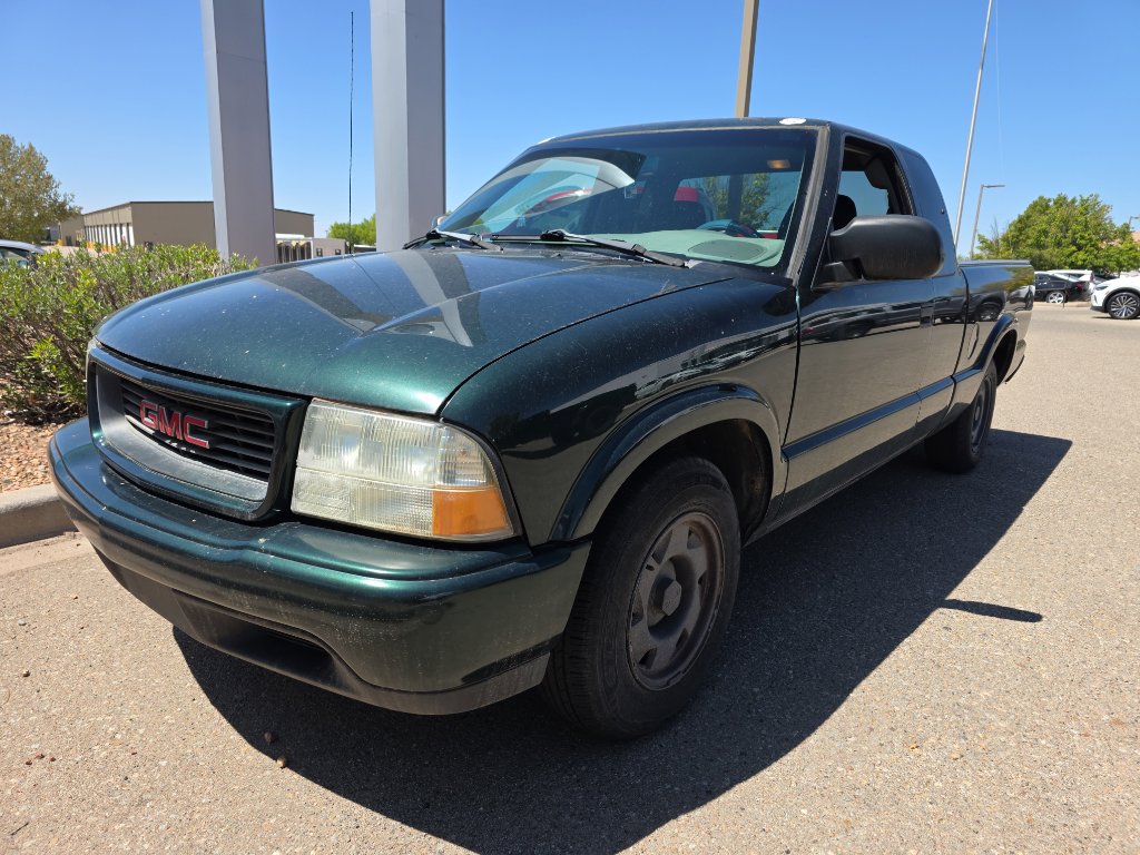Used 2001 GMC Sonoma SLS w/ Super Spec Pkg 2