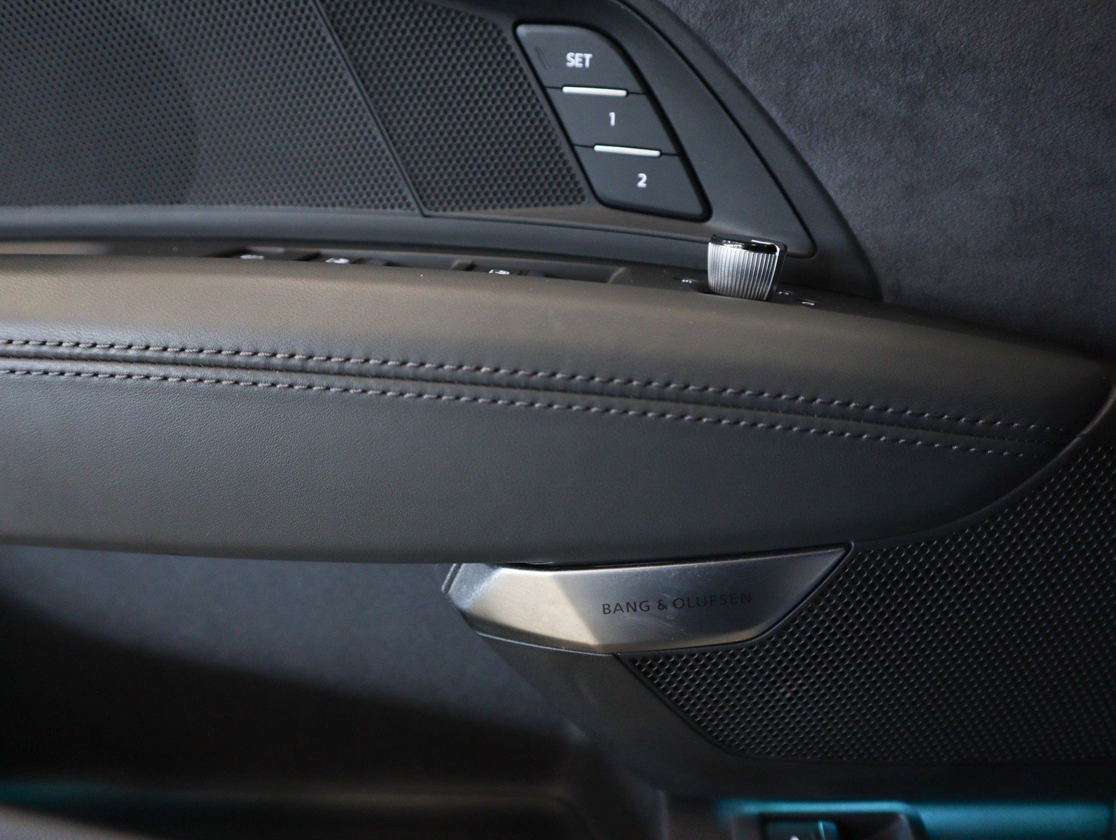 Used 2024 Audi RS e-tron GT w/ Carbon Performance Package image 27