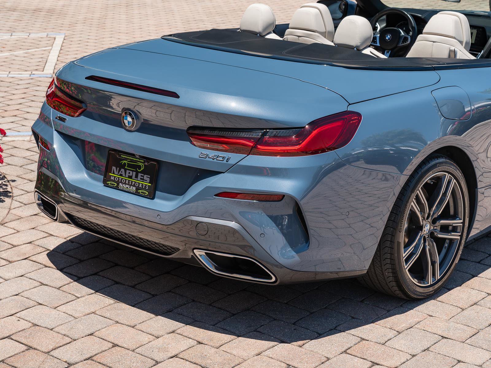 Used 2022 BMW 840i xDrive Convertible AWD/4WD image 35