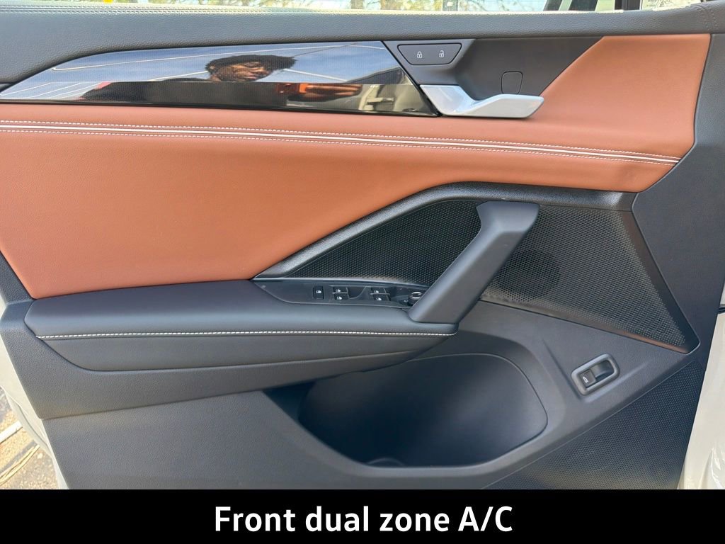 New 2026 Volkswagen Tiguan SEL R-Line image 11