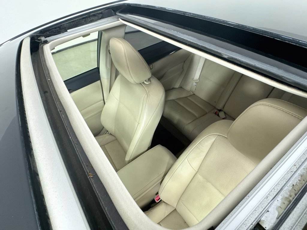 Used 2013 Lexus ES 350 w/ Luxury Pkg FWD image 28