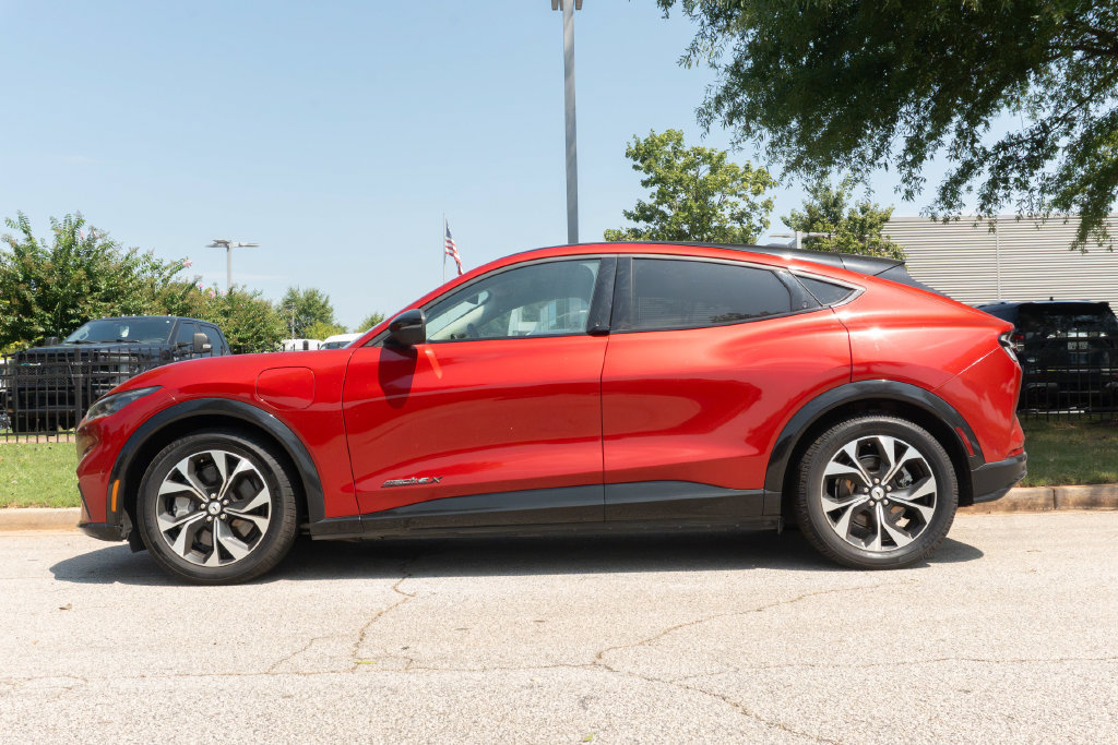 Used 2022 Ford Mustang Mach-E Premium RWD image 15
