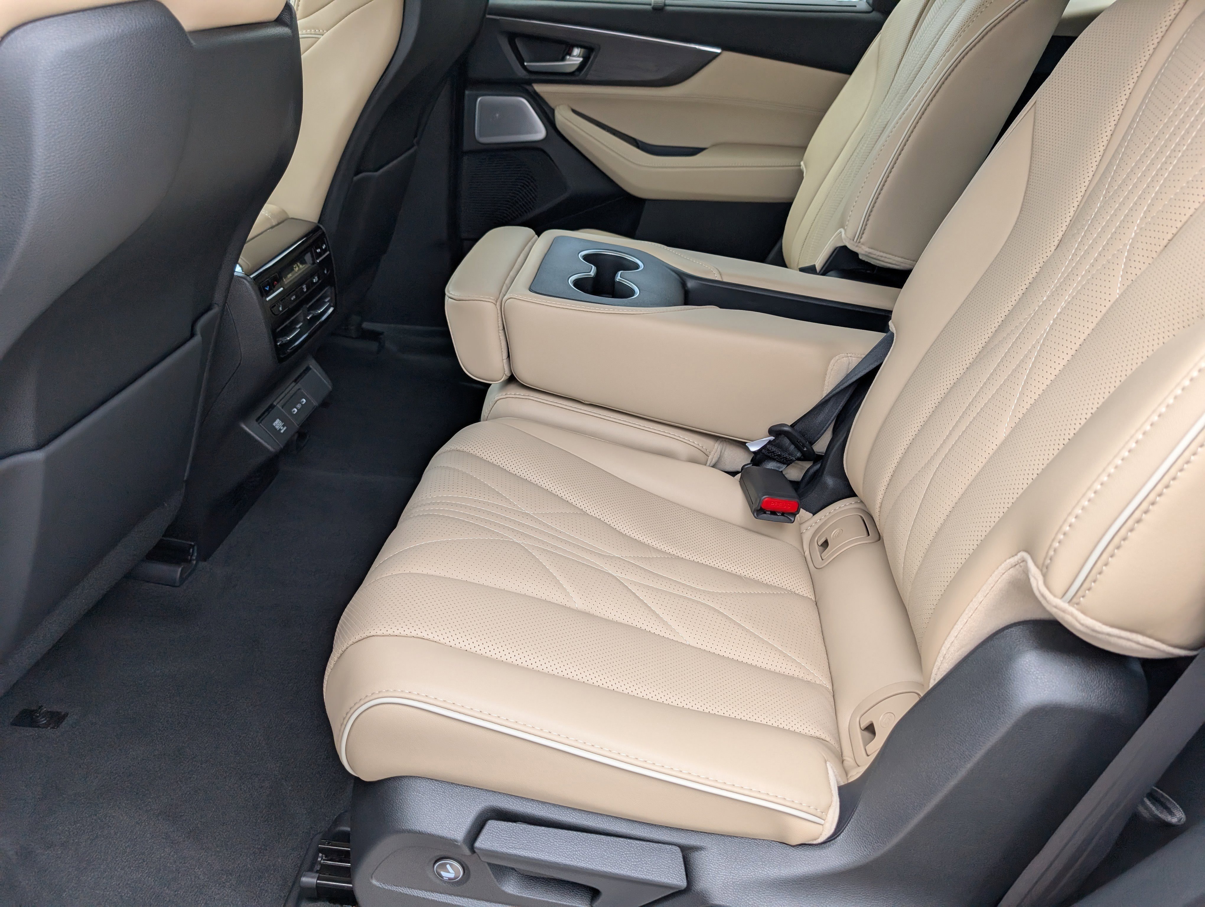 New 2026 Acura MDX SH-AWD w/ Advance Package image 9