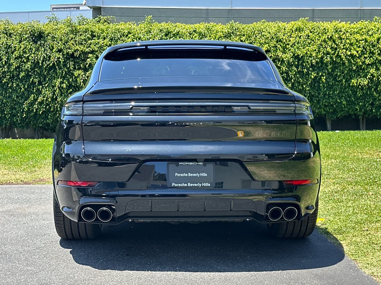 New 2026 Porsche Cayenne GTS AWD/4WD image 7