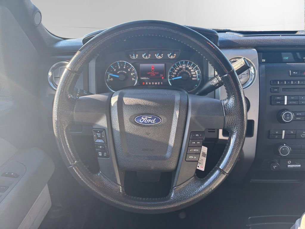 Used 2012 Ford F150 XLT AWD/4WD image 9