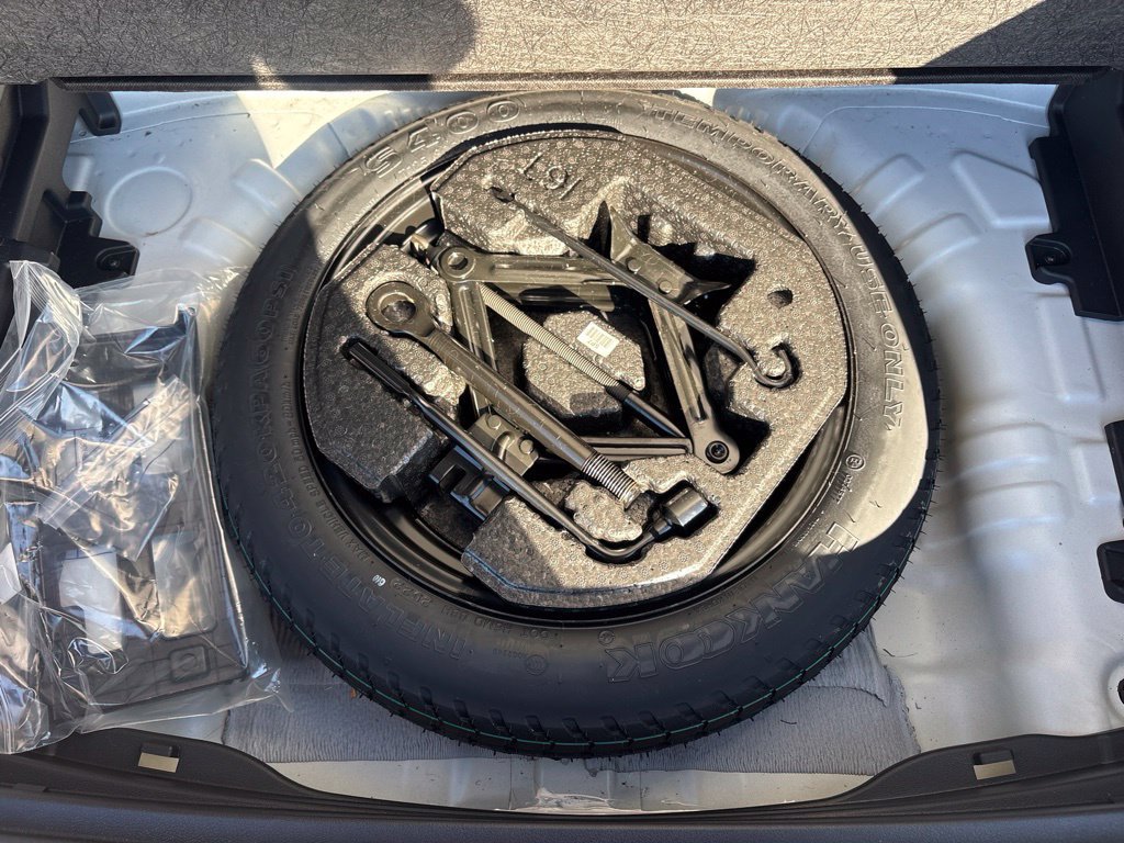 Used 2023 Hyundai Kona SEL FWD image 16