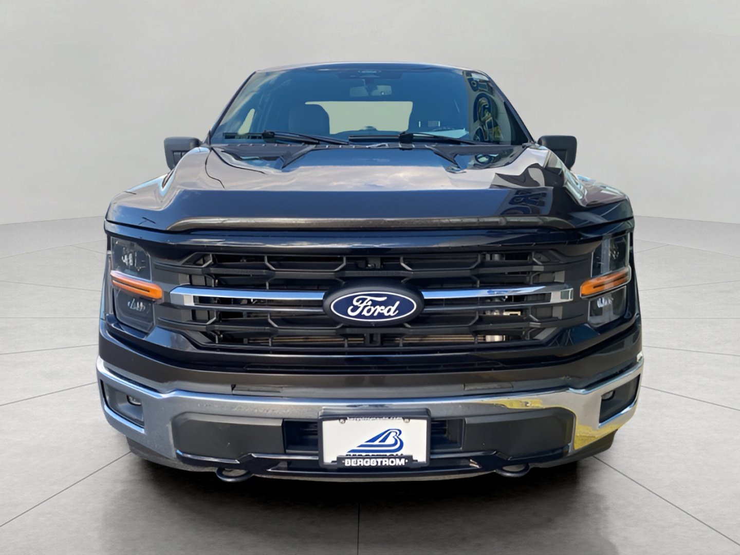 Used 2024 Ford F150 XLT w/ Mobile Office Package image 3