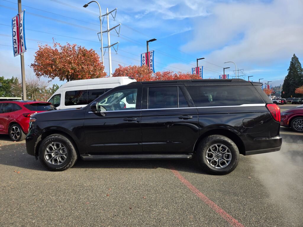 Used 2025 Ford Expedition Max Active image 8