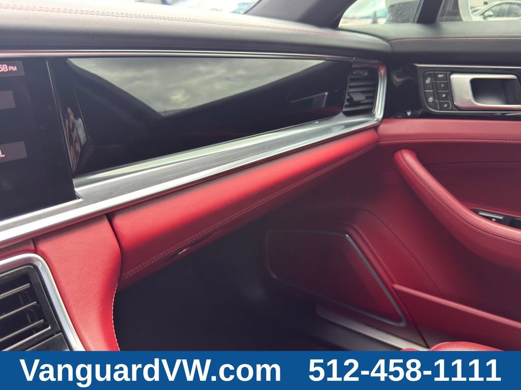Used 2021 Porsche Panamera RWD image 18