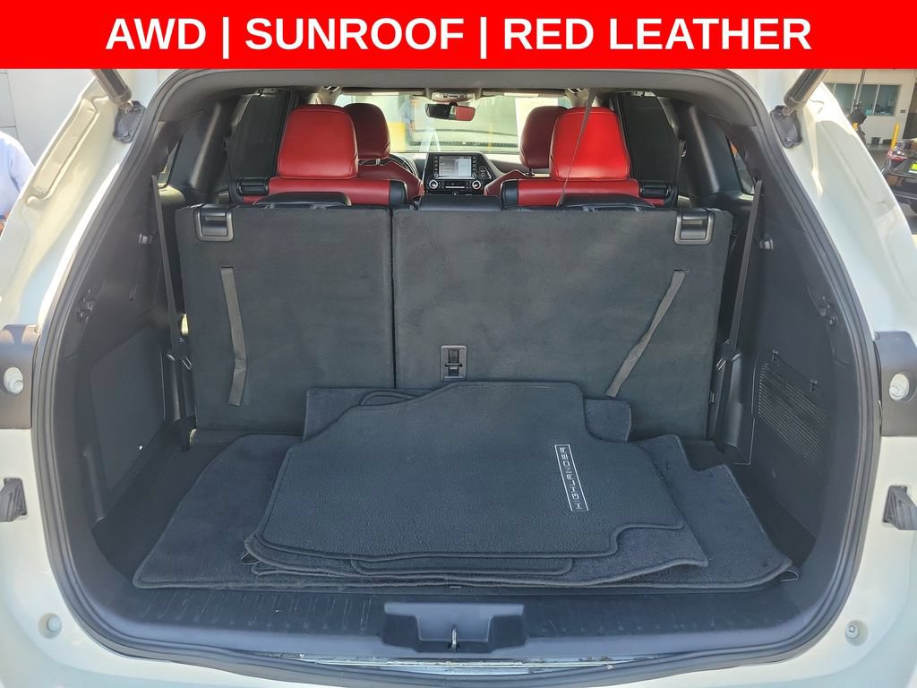 Used 2021 Toyota Highlander XSE AWD/4WD image 13
