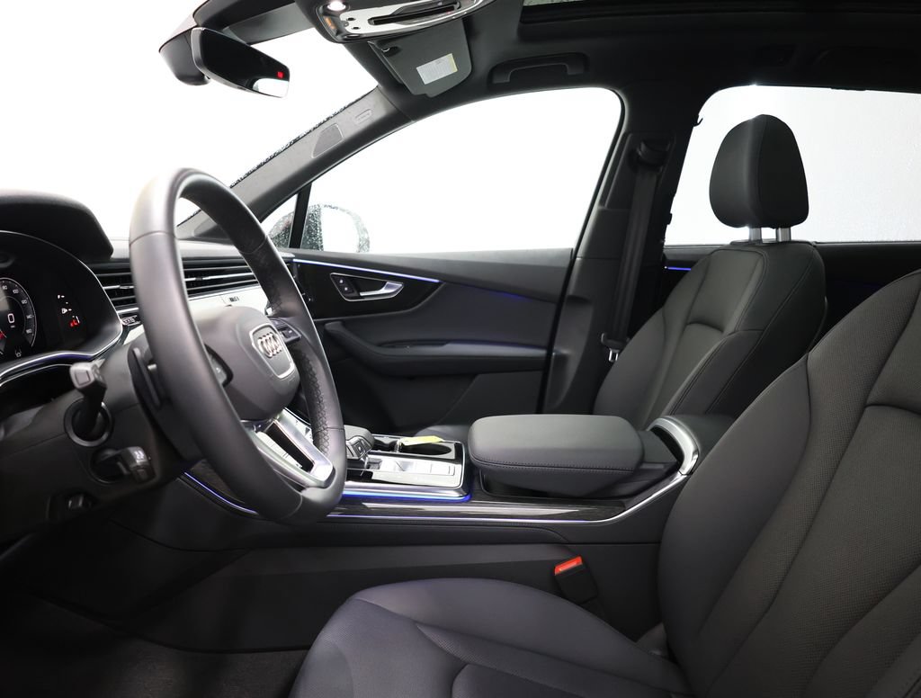 Certified 2024 Audi Q7 3.0T Prestige AWD/4WD image 13