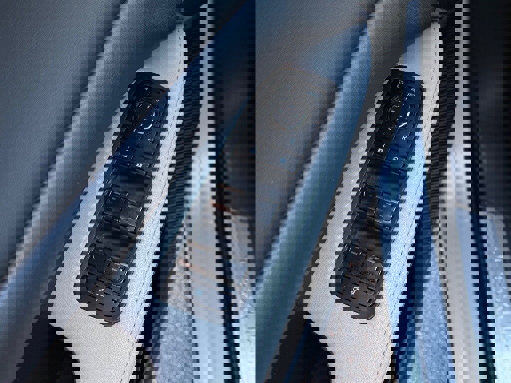 Certified 2024 Lexus RX 350 Premium w/ Accessory Package (Z1) image 28