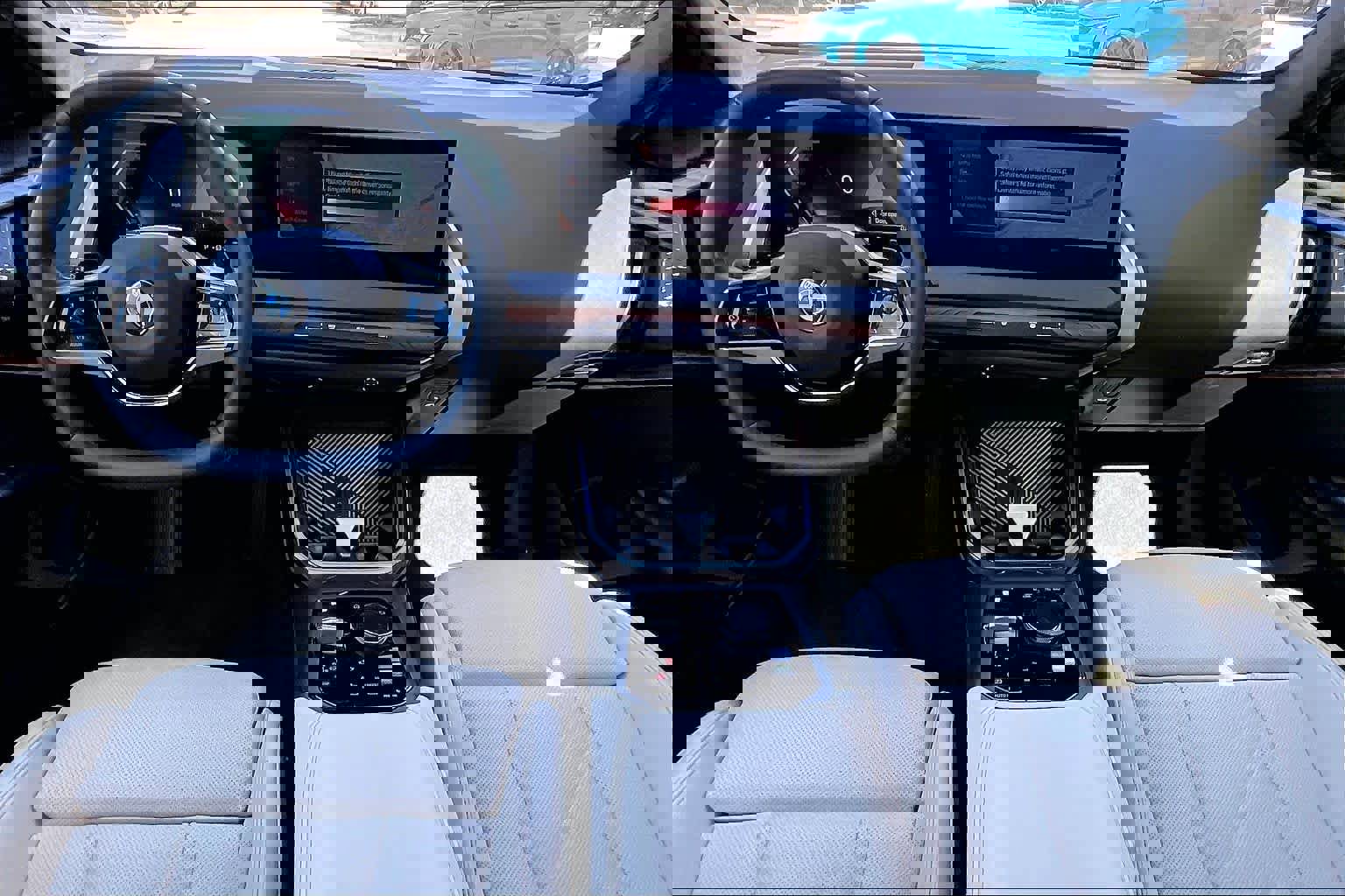 Used 2025 BMW X3 xDrive30i image 16