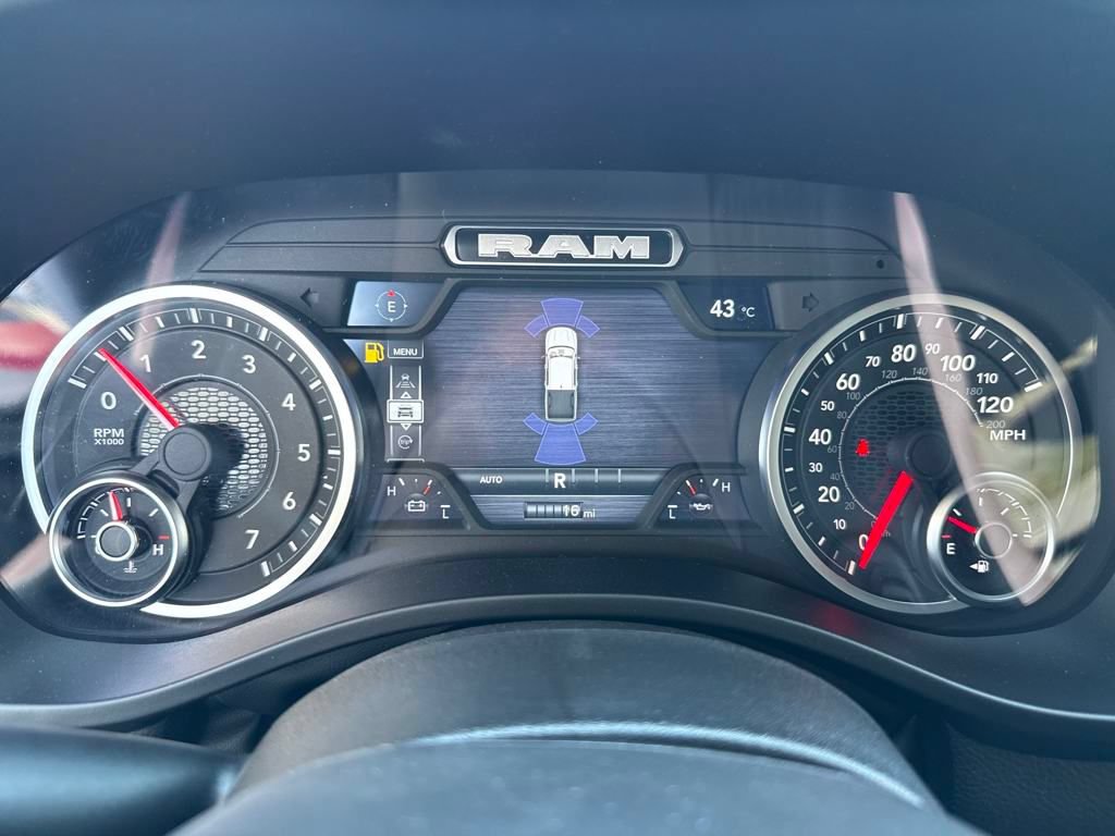 New 2025 RAM 1500 Big Horn AWD/4WD image 29