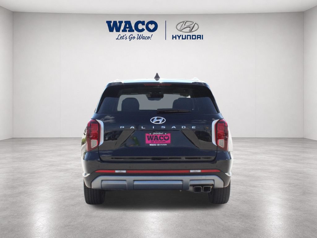 Used 2023 Hyundai Palisade Calligraphy w/ Winter Package FWD image 8