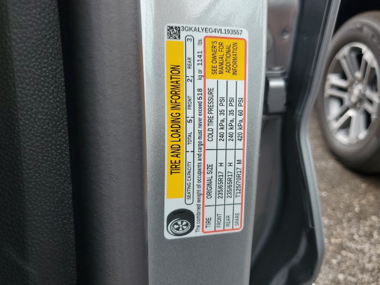 New 2027 GMC Terrain AT4 w/ Technology Package II AWD/4WD image 31