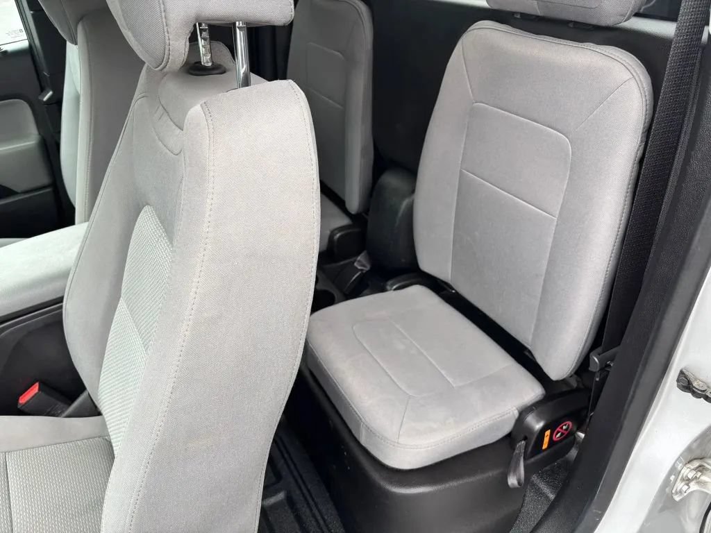 Used 2016 Chevrolet Colorado W/T w/ WT Convenience Package AWD/4WD image 13