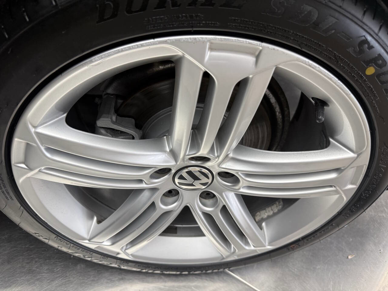Used 2015 Volkswagen CC R-Line FWD image 29