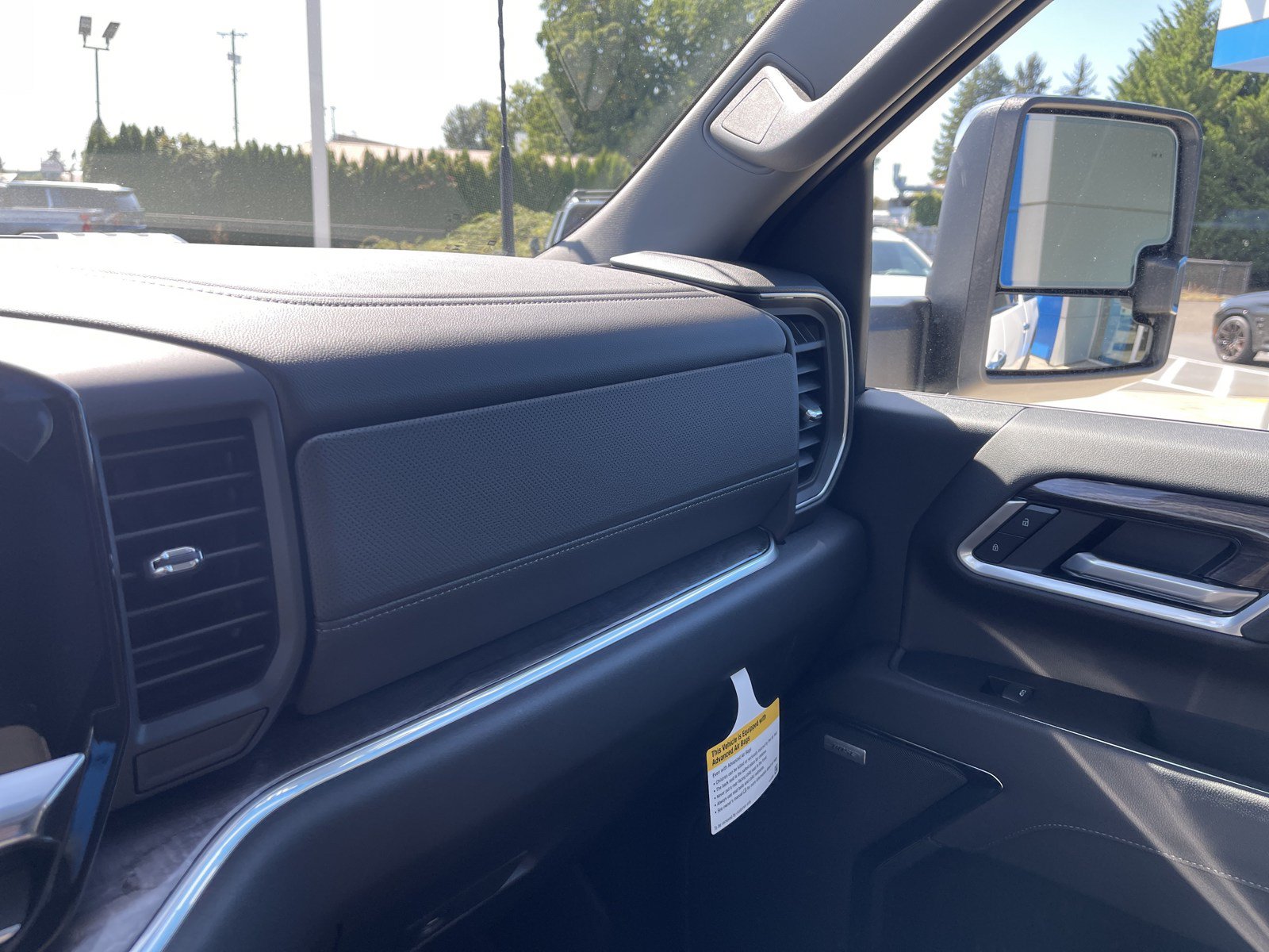 New 2026 Chevrolet Silverado 3500 LTZ w/ LTZ Premium Package AWD/4WD image 25