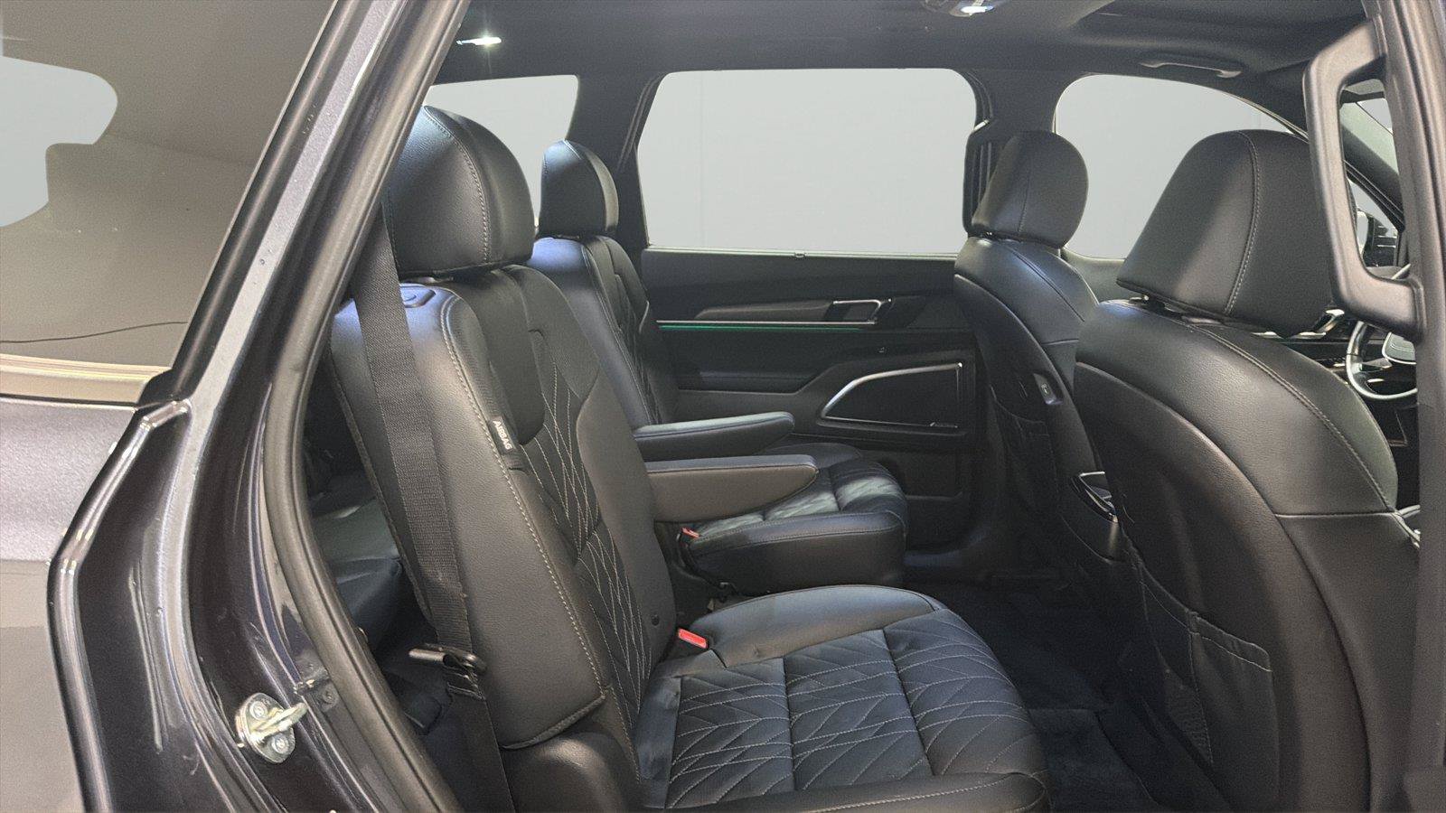 Used 2025 Kia Telluride SX X-Line AWD/4WD image 13