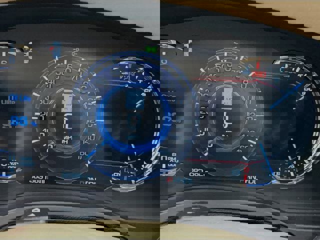 Used 2020 Cadillac Escalade Platinum image 15