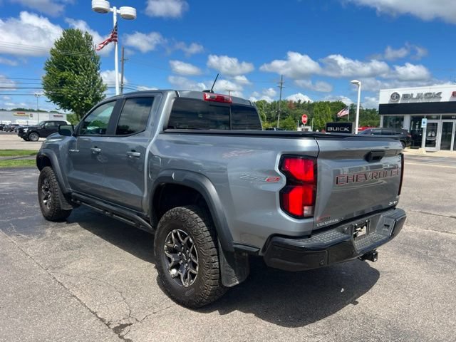 Used 2024 Chevrolet Colorado ZR2 w/ ZR2 Convenience Package III AWD/4WD image 8